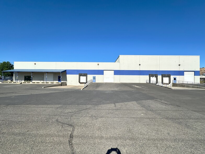 2501 River Rd, Yakima, WA for lease - Building Photo - Image 2 of 11