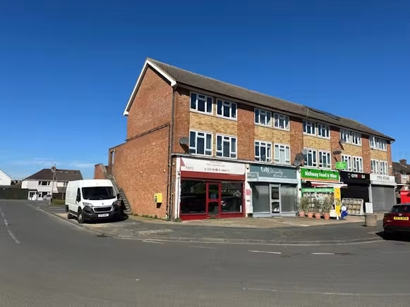116-124 Nursery Rd, Maidenhead for sale - Building Photo - Image 1 of 2