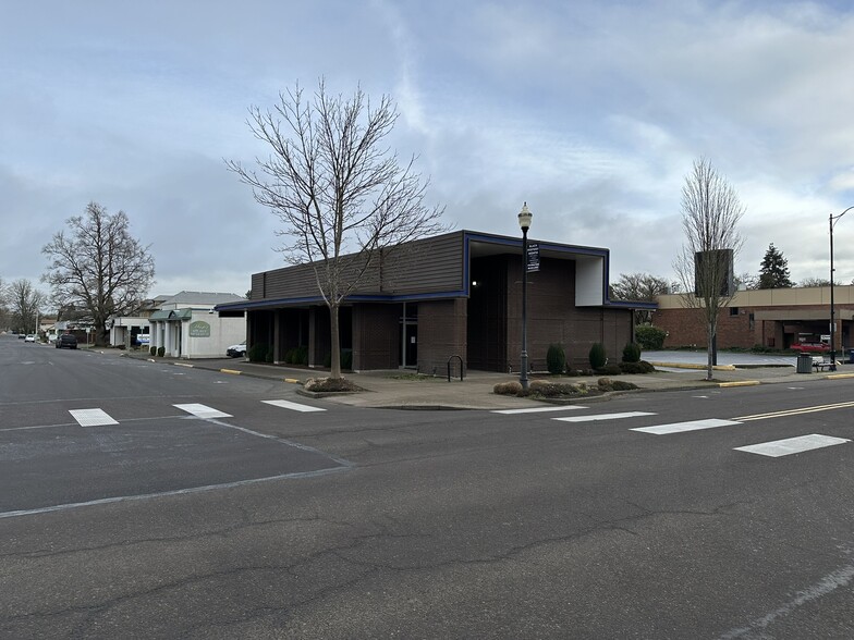 200 Main St E, Monmouth, OR for lease - Primary Photo - Image 1 of 2