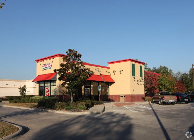 16826 I-45 S, Conroe, TX for sale - Primary Photo - Image 1 of 1