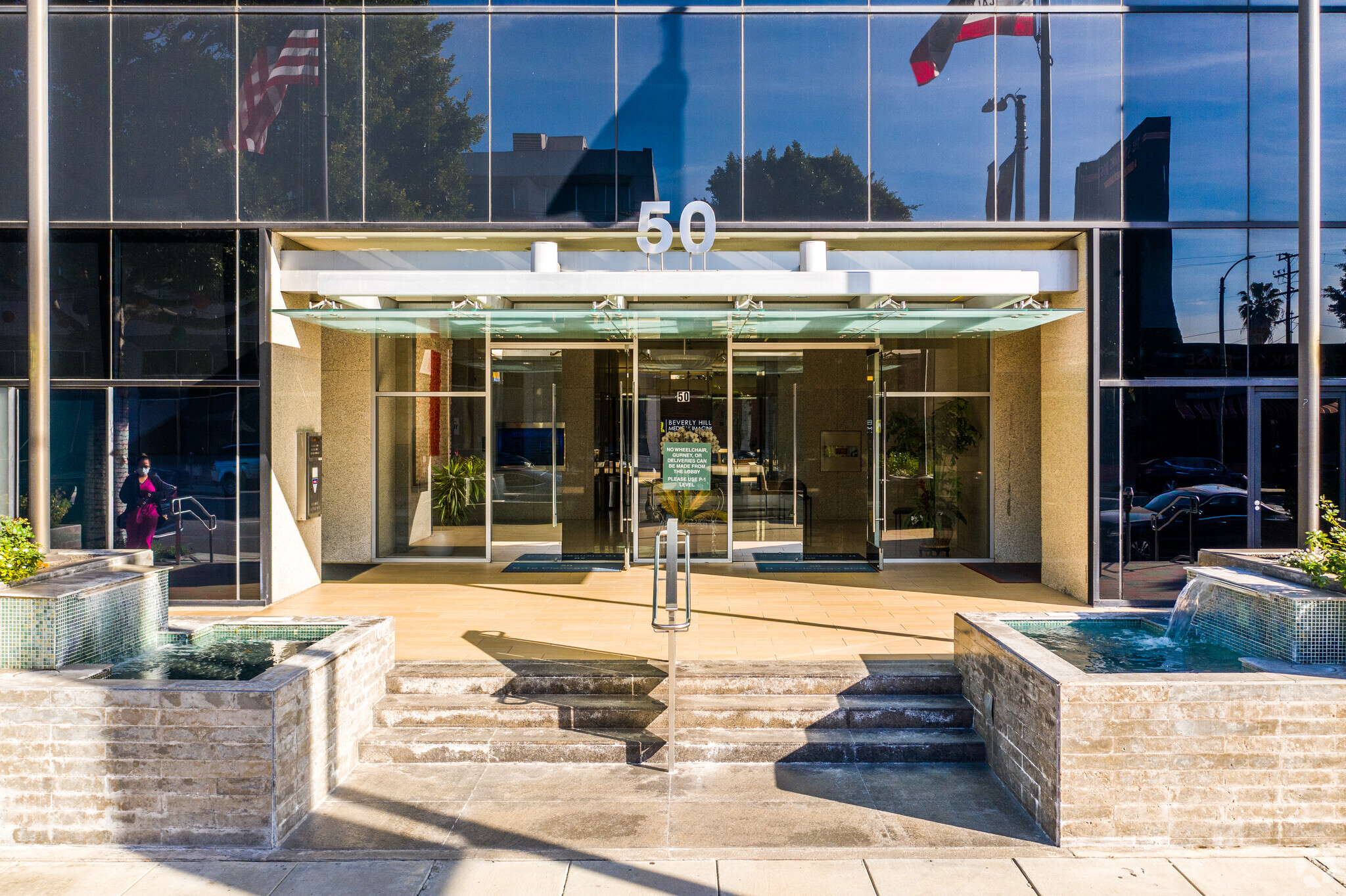 50 N La Cienega Blvd, Beverly Hills, CA 90211 - Medical for Lease | LoopNet