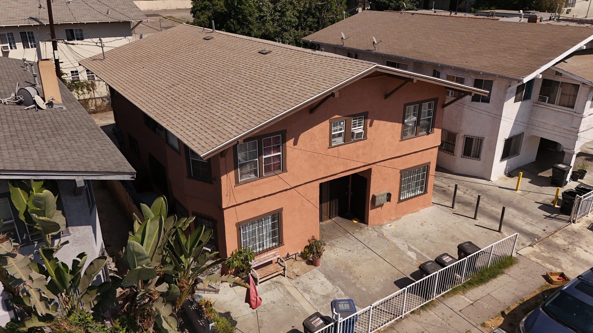 1719 Miramar St, Los Angeles, CA for sale Building Photo- Image 1 of 25