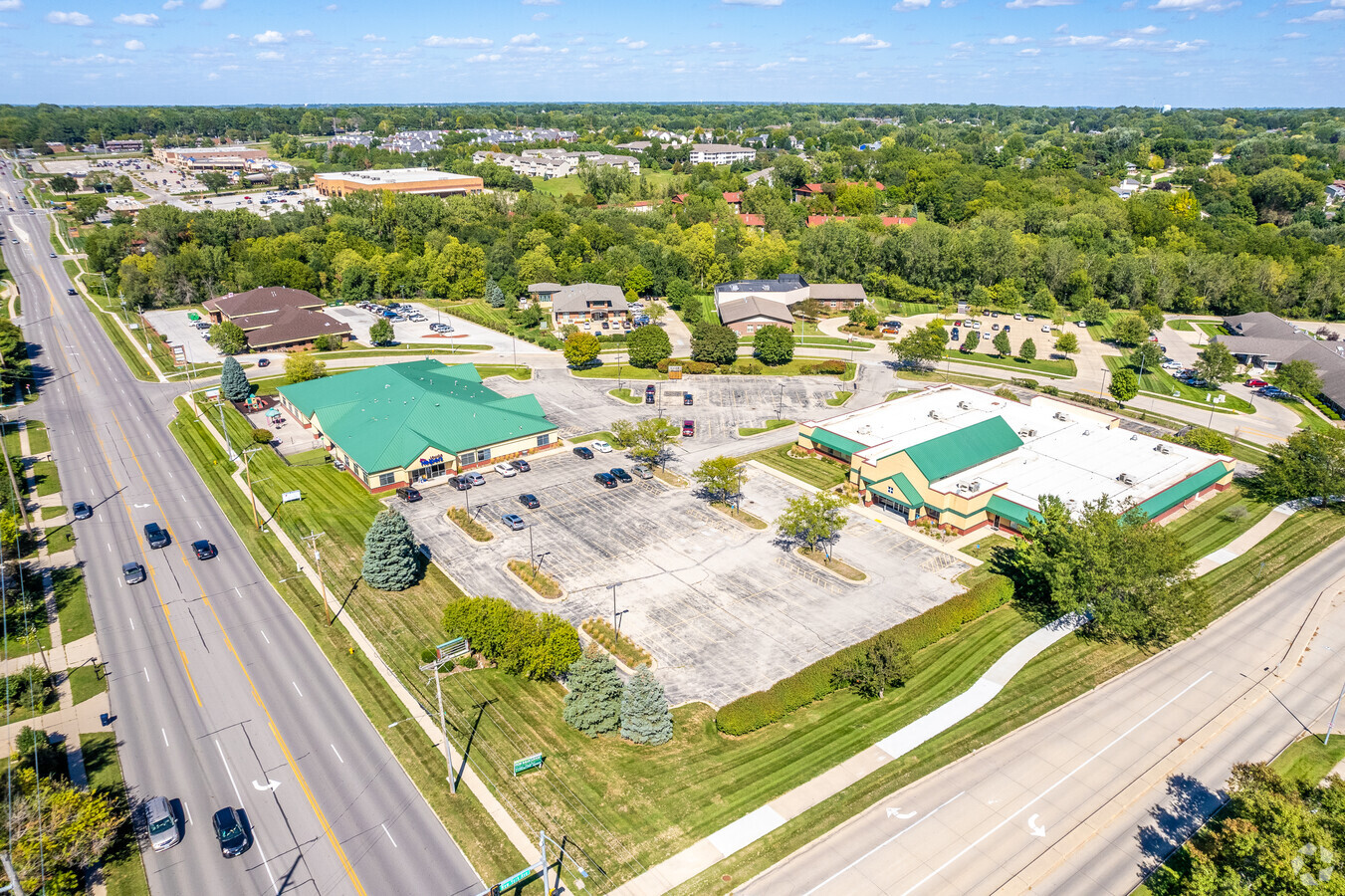 2901 86th St, Urbandale, IA 50322 Office for Sale