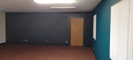 43020 Black Deer Loop, Temecula, CA for lease Building Photo- Image 1 of 6