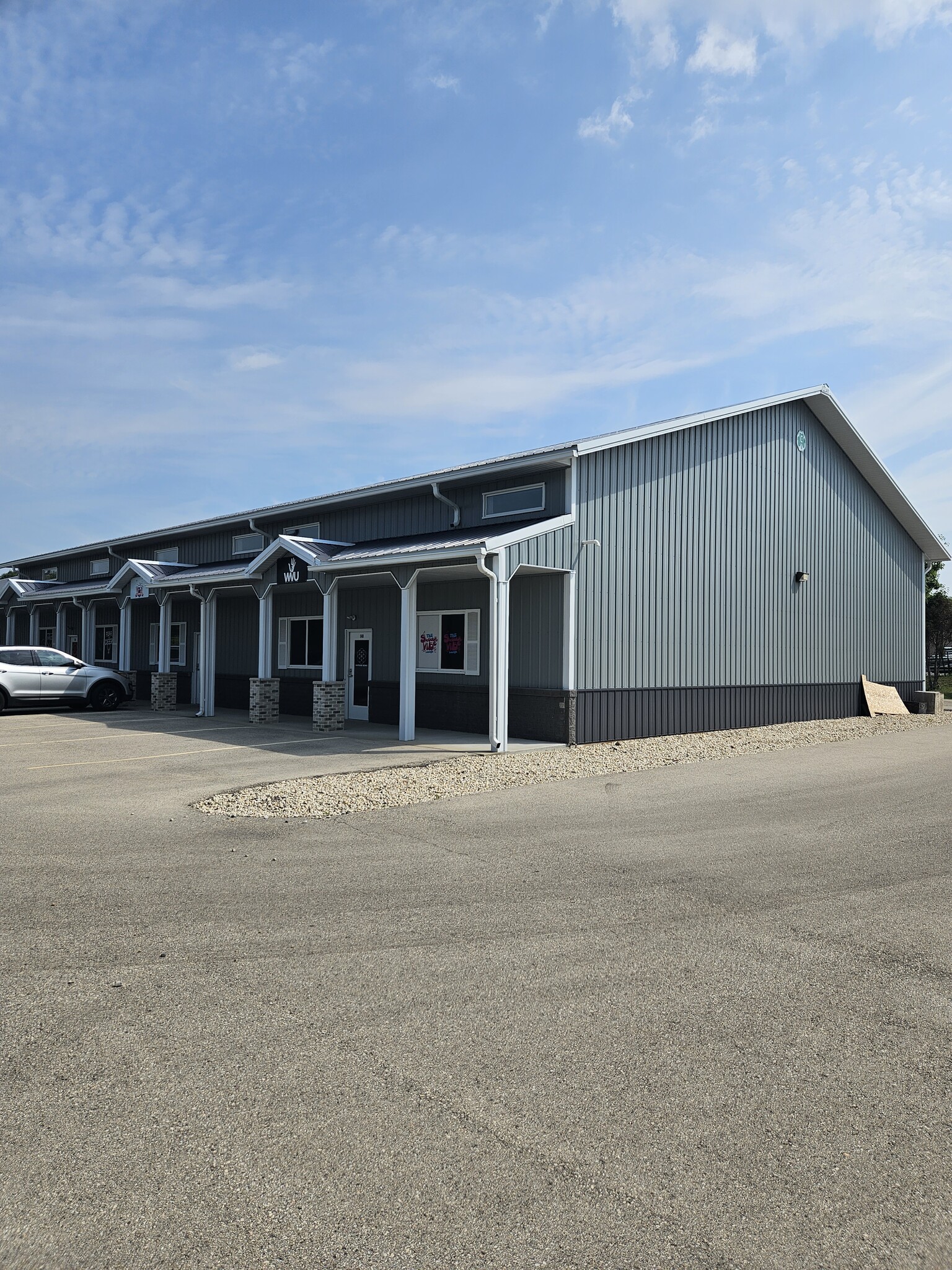 175 Business Park Dr, Sun Prairie, WI for lease Building Photo- Image 1 of 7