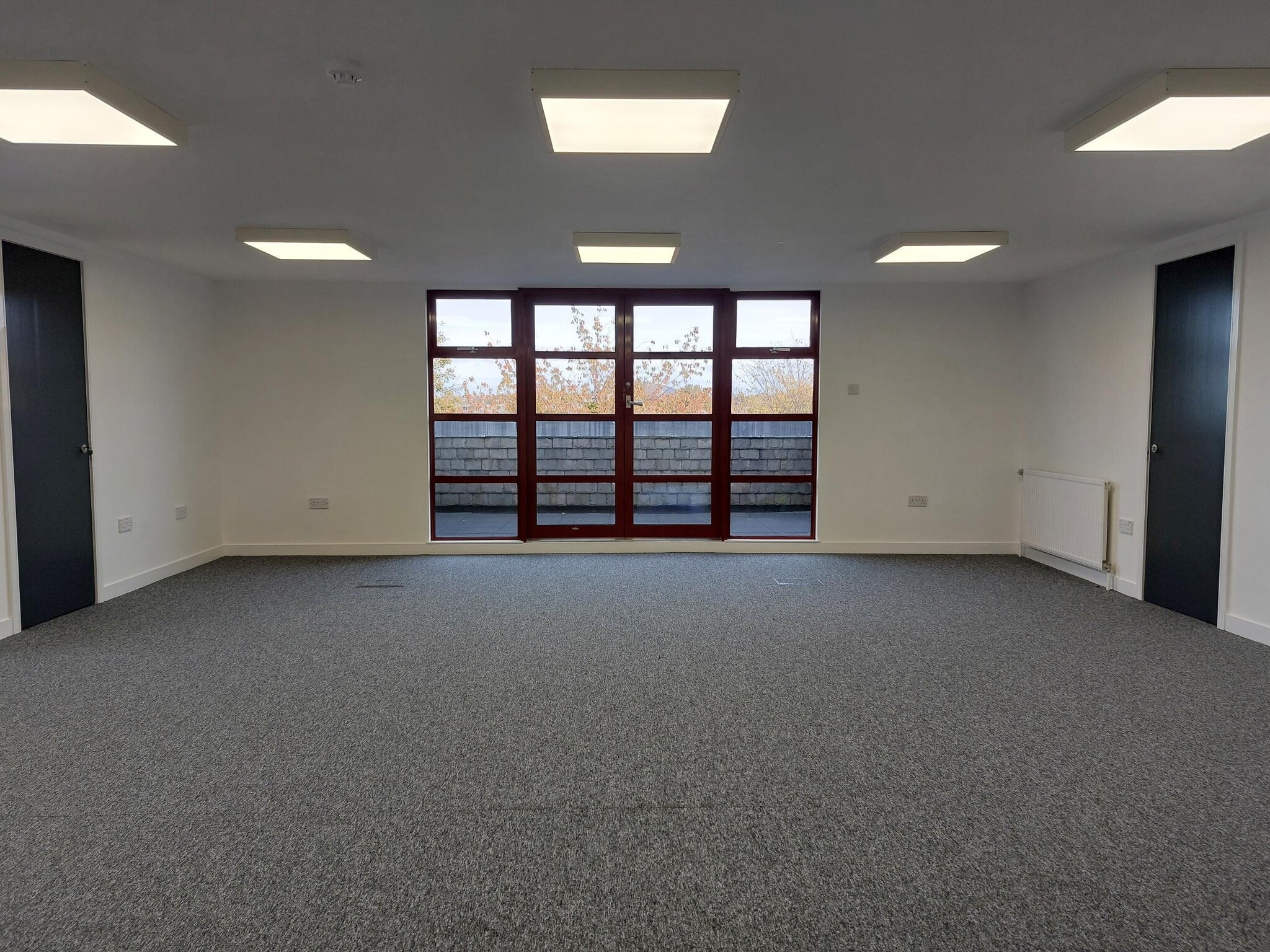 40 Craiglockhart Ave, Edinburgh for lease Interior Photo- Image 1 of 6