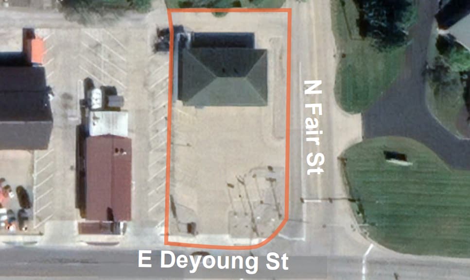 908 E Deyoung St, Marion, IL for sale - Aerial - Image 2 of 2