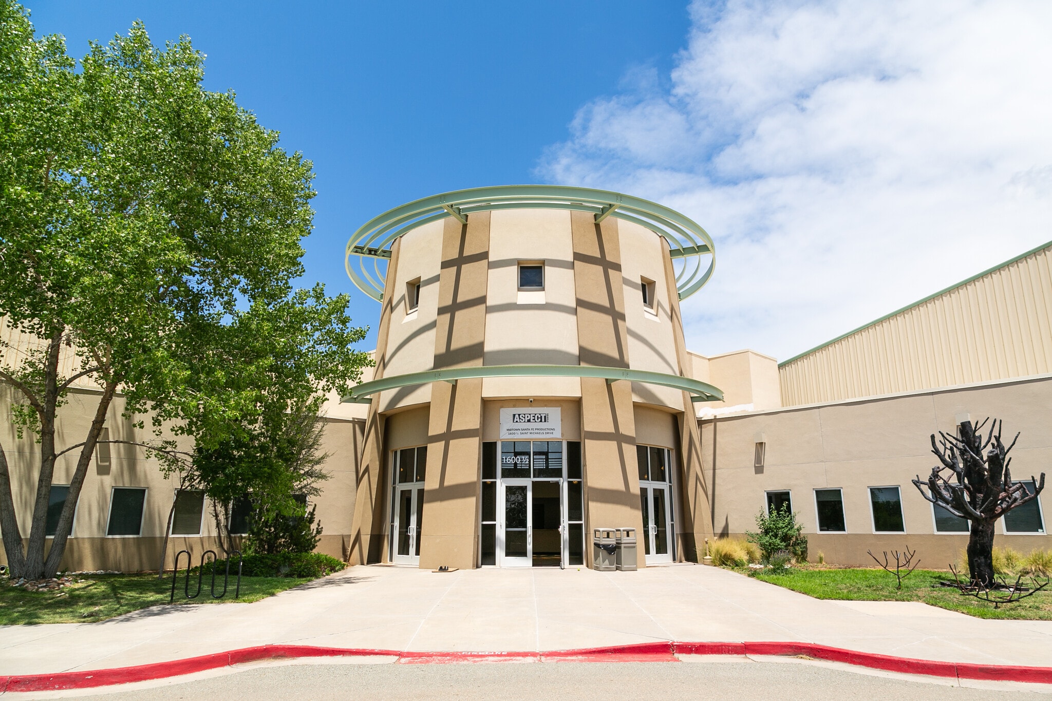 1600 Saint Michaels Dr, Santa Fe, NM for lease Building Photo- Image 1 of 13