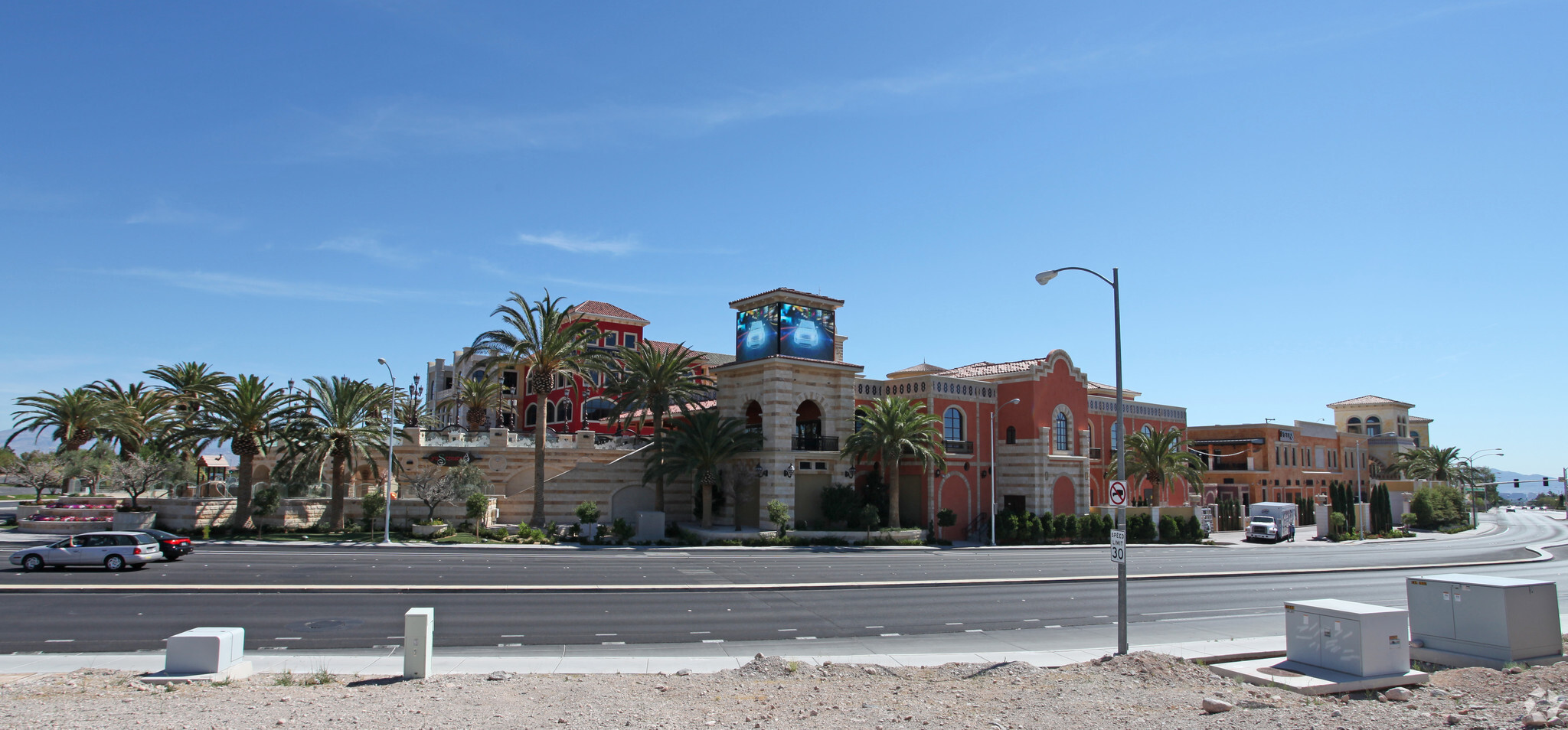 400 S Rampart Blvd, Las Vegas, NV for lease Building Photo- Image 1 of 10