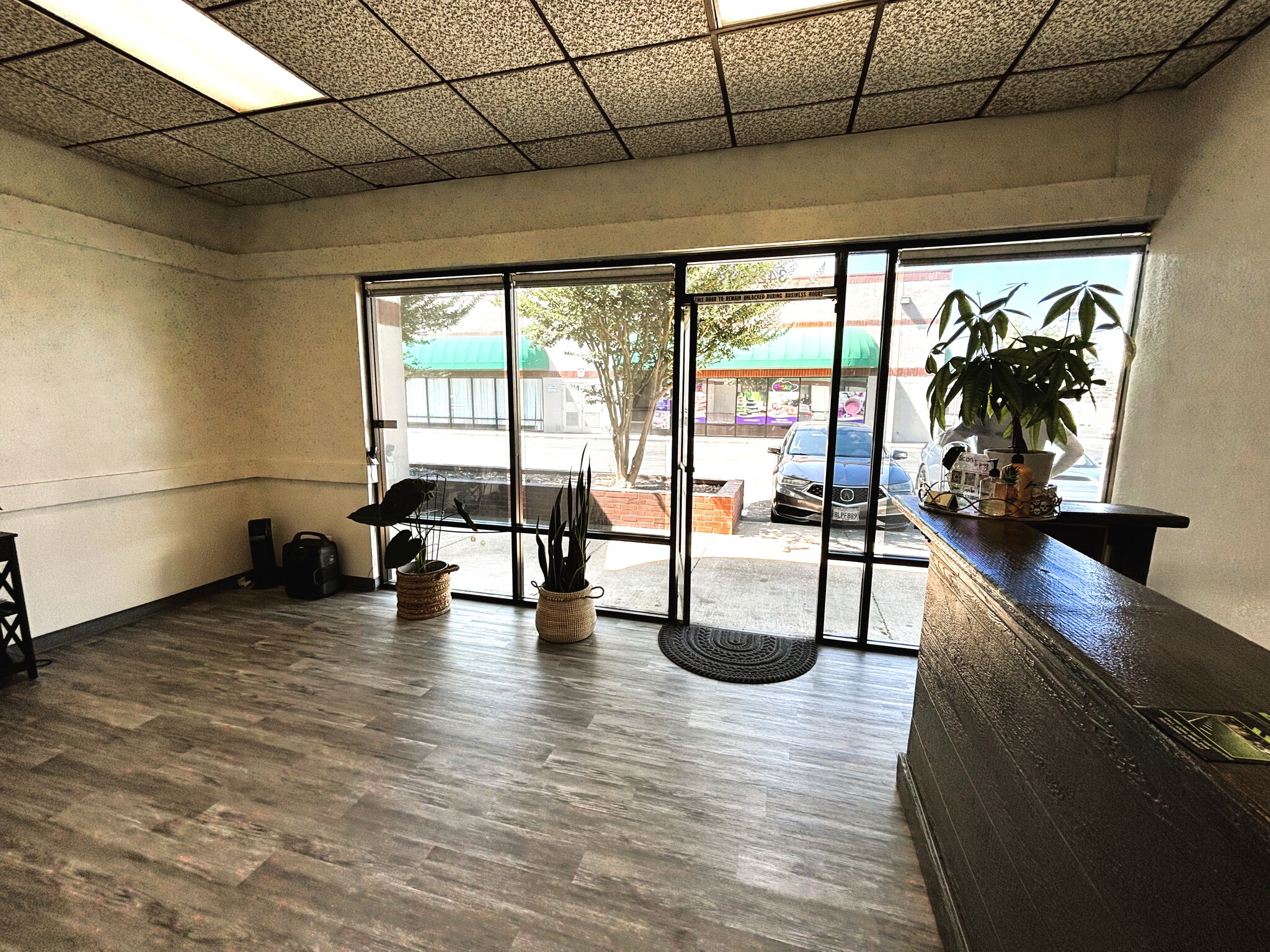 3410-3436 W Hammer Ln, Stockton, CA for lease Building Photo- Image 1 of 11