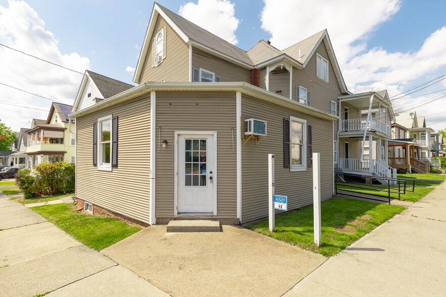 48 Columbia St, Poughkeepsie, NY for sale - Building Photo - Image 2 of 33