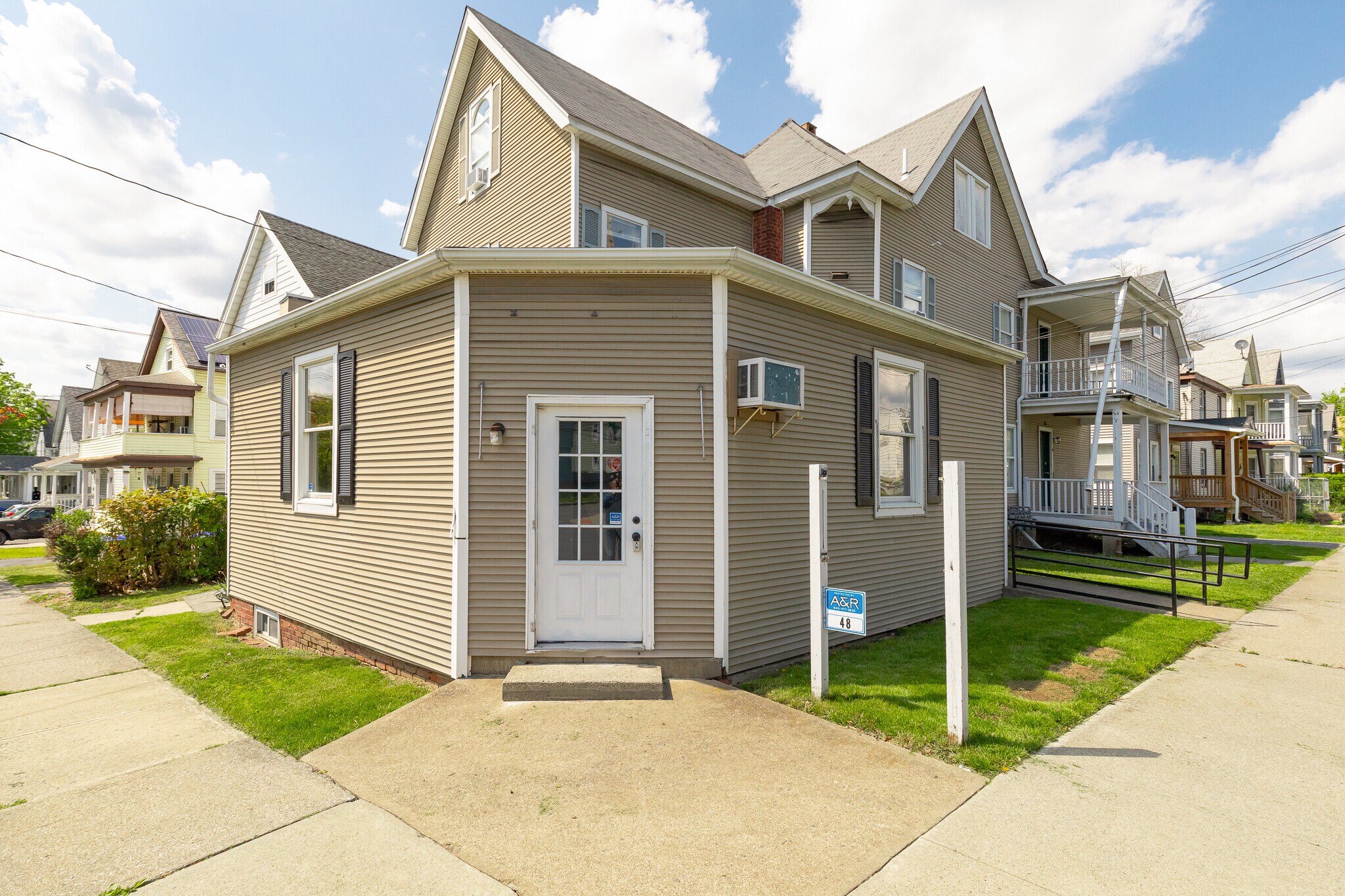 48 Columbia St, Poughkeepsie, NY 12601 Multifamily for Sale