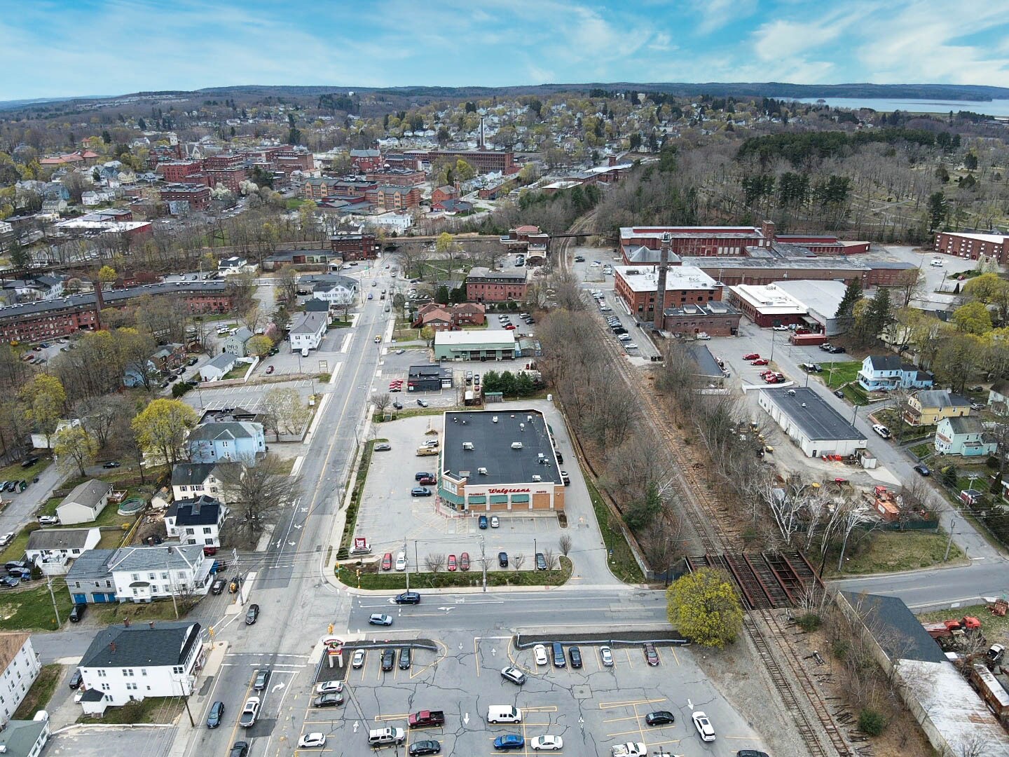 720 Main St, Clinton, MA 01510 Walgreens