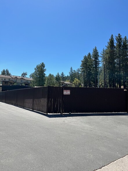 735 Stocker Rd, Big Bear Lake, CA for sale - Building Photo - Image 3 of 6