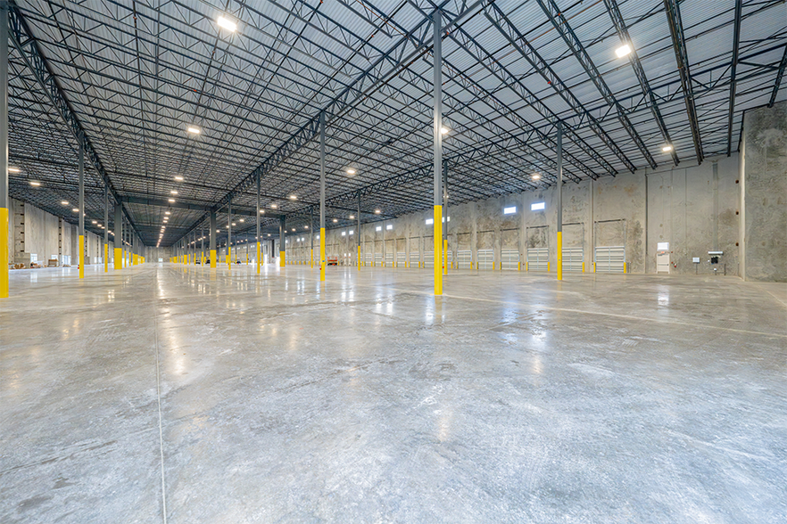 3055 Burris Rd, Davie, FL for lease - Building Photo - Image 3 of 36