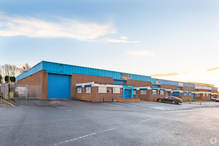 Sneyd Hl, Stoke On Trent for lease - Primary Photo - Image 1 of 2