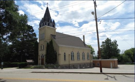 415 W Capitol Dr, Hartland, WI for sale Primary Photo- Image 1 of 1