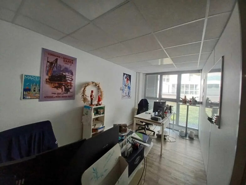 22 Avenue Robert Schuman, Marseille for lease - Building Photo - Image 3 of 18