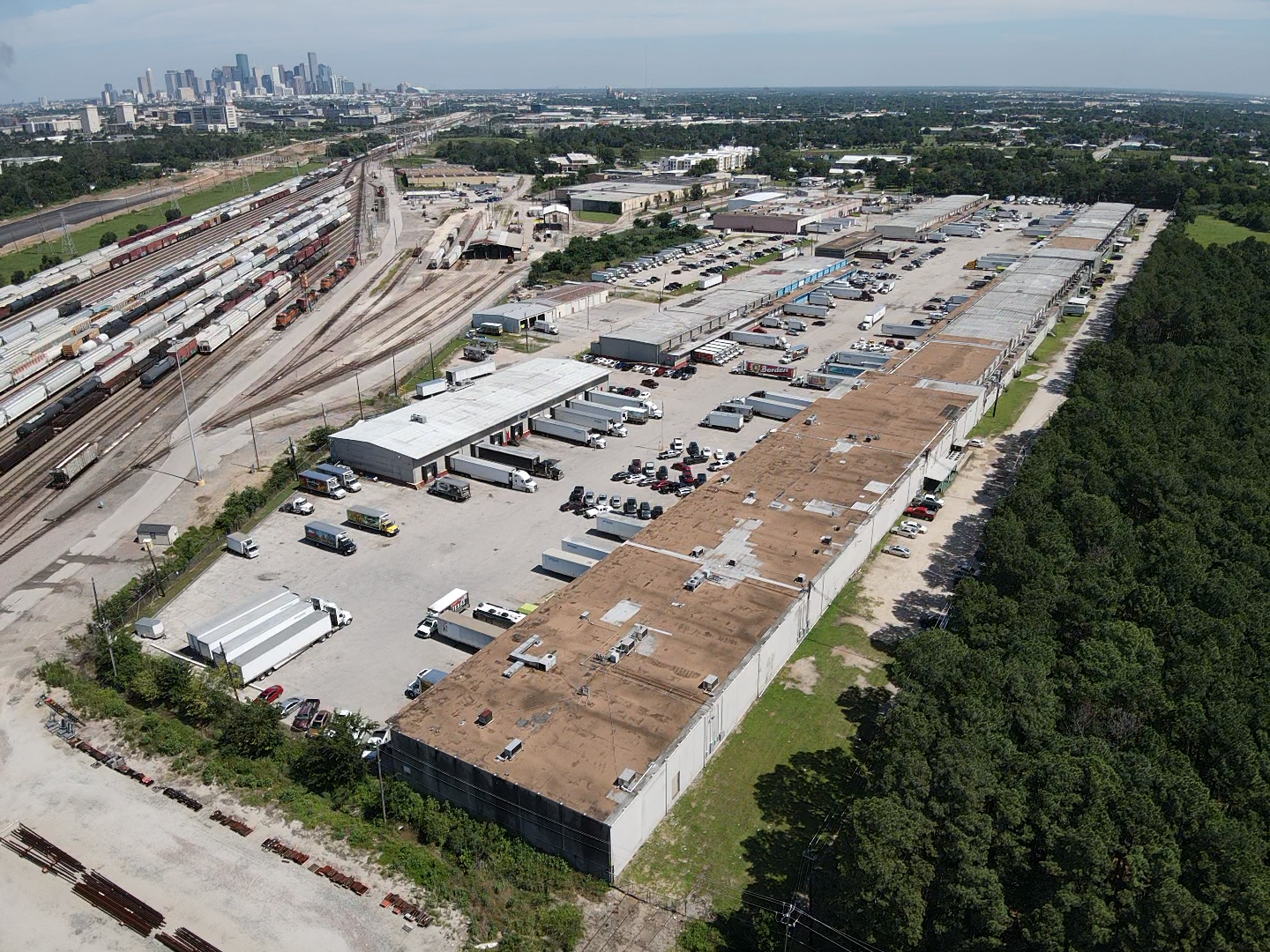 3126 Produce Row, Houston, TX for lease Primary Photo- Image 1 of 3