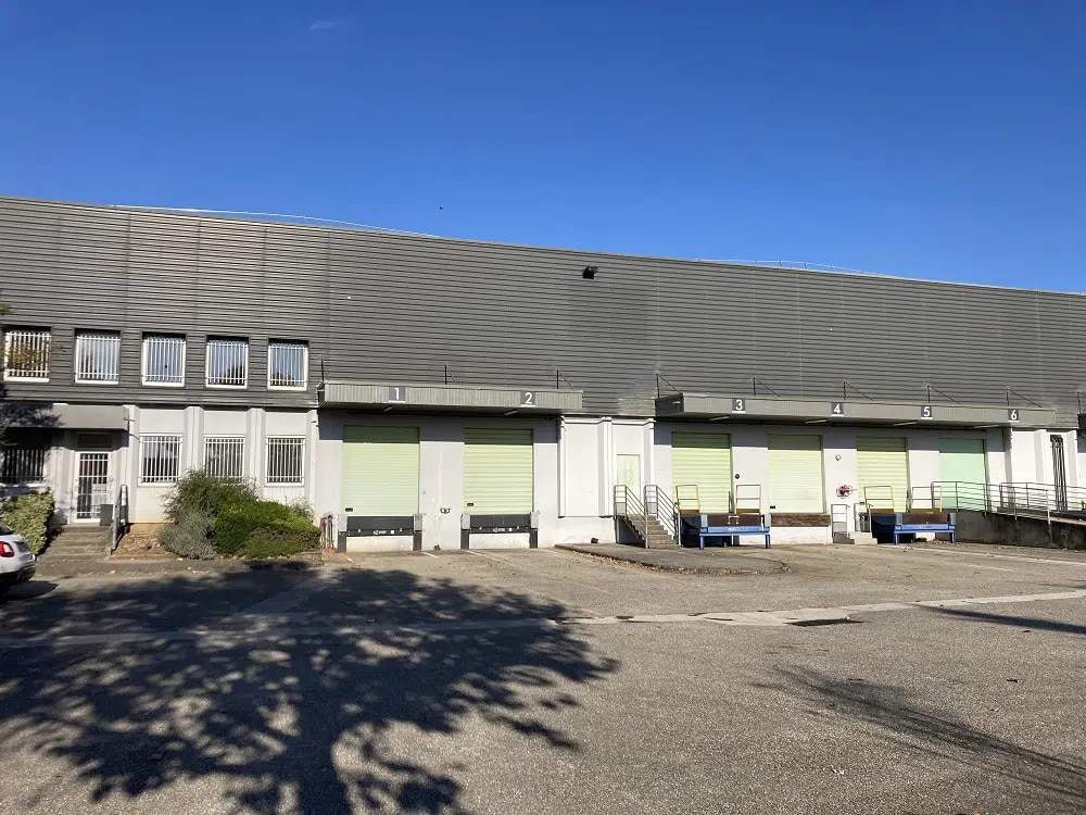 17 Rue André Sentuc, Vénissieux for lease Building Photo- Image 1 of 7