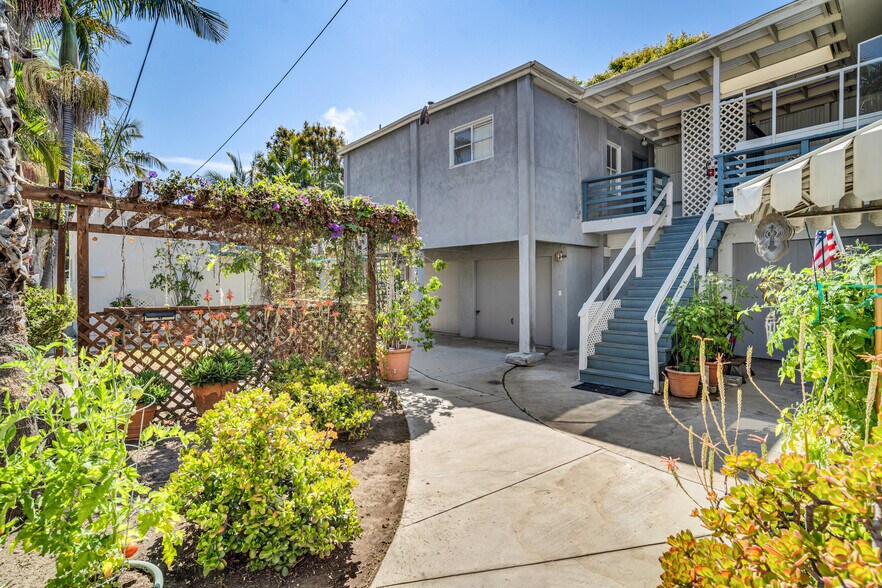 1231-1233 17th St, Santa Monica, CA for sale - Building Photo - Image 3 of 28