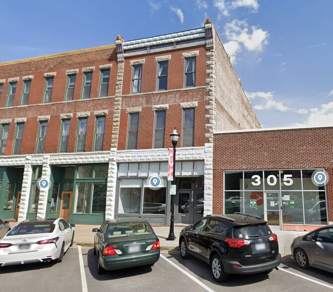 311 Commercial St, Springfield, MO for sale - Building Photo - Image 1 of 19