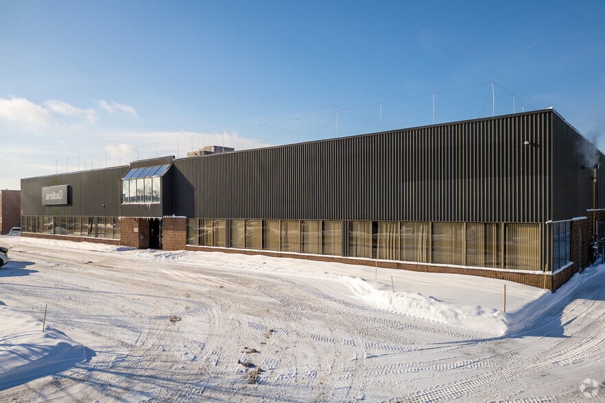 1805 50e Av, Lachine, QC for sale - Building Photo - Image 3 of 7