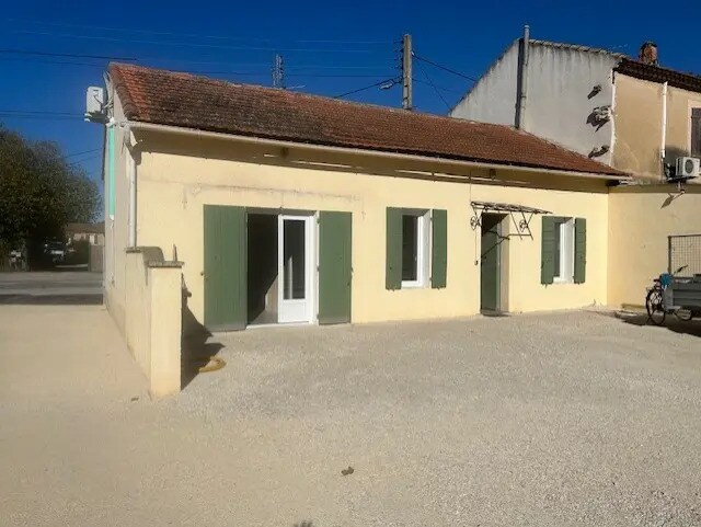 Office in Salon-de-Provence for lease Building Photo- Image 1 of 13