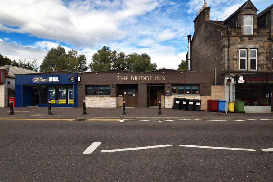 8/10 High St, Bonnybridge for sale - Building Photo - Image 1 of 8