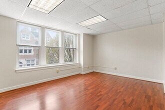138-140 W Washington St, Hagerstown, MD for lease Interior Photo- Image 1 of 3