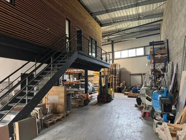 Flex in Latresne for sale - Interior Photo - Image 3 of 8