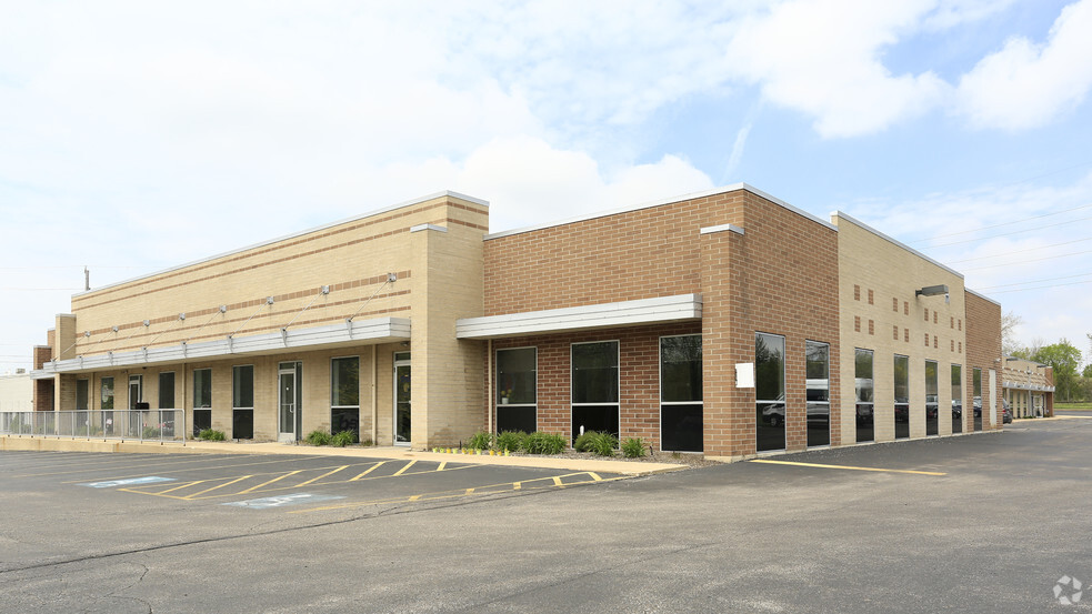 26901 Cannon Rd, Bedford Heights, OH for lease - Primary Photo - Image 1 of 10