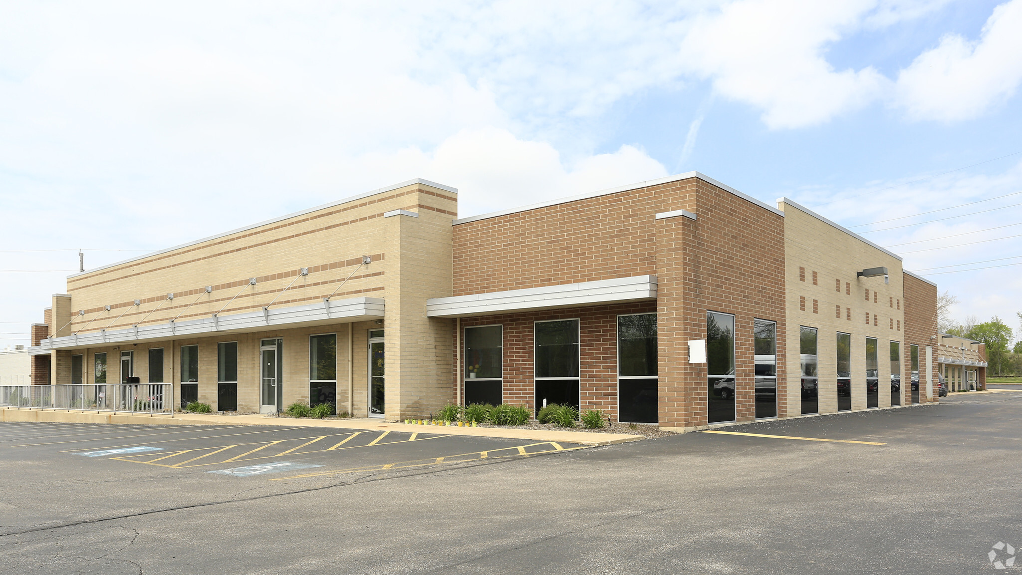 26901 Cannon Rd, Bedford Heights, OH for lease Primary Photo- Image 1 of 11