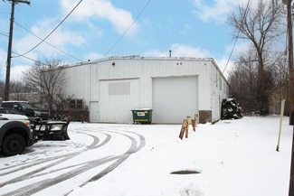 More details for 33 Industry Dr, Bedford, OH - Industrial for Sale
