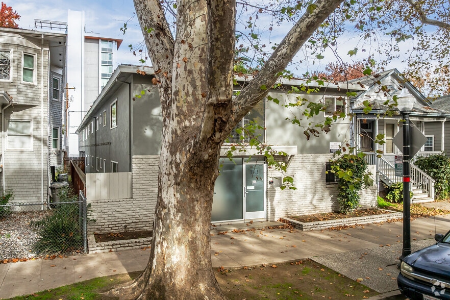 1317 F St, Sacramento, CA for sale - Building Photo - Image 2 of 4