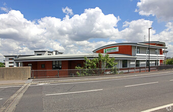 Andersons Rd, Southampton for lease Building Photo- Image 1 of 8