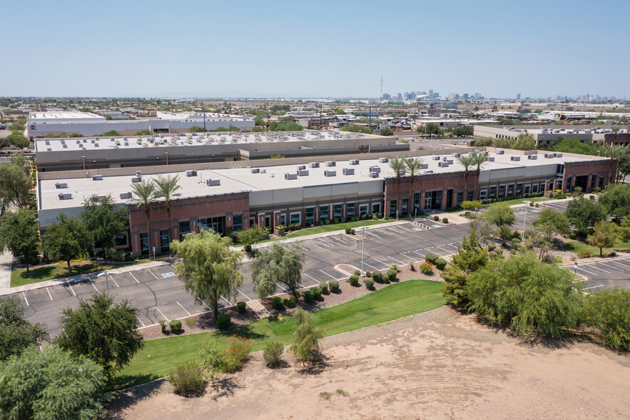 4325 S 30th St, Phoenix, AZ 85040 - Amplify Sky Harbor | LoopNet