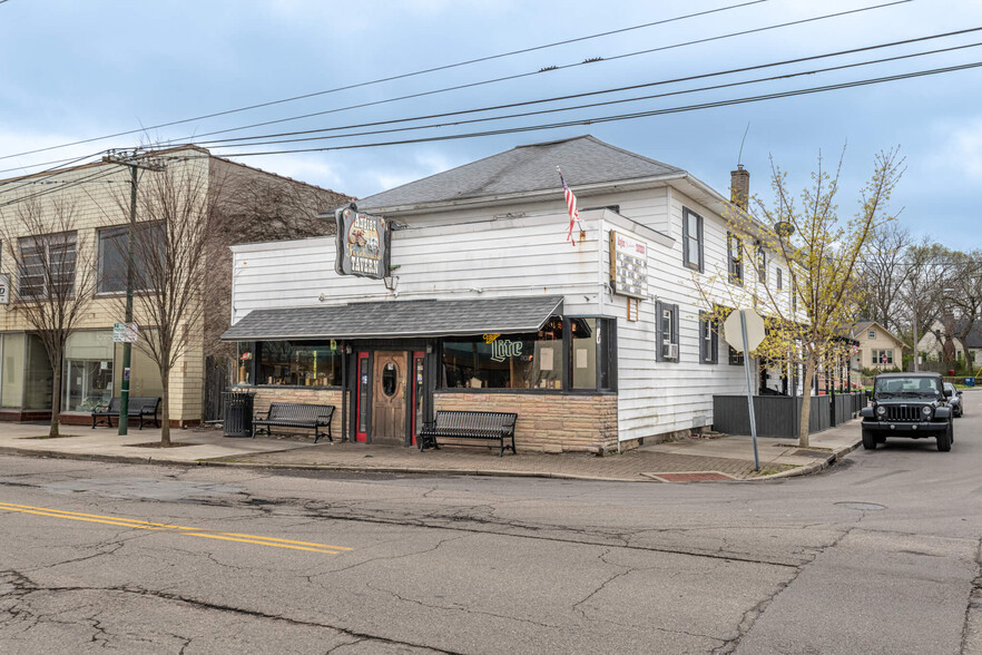 703 Watervliet Ave, Dayton, OH for sale - Building Photo - Image 1 of 1