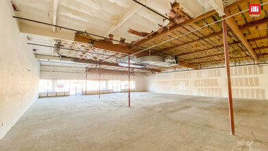 540-690 E Los Angeles Ave, Simi Valley, CA for lease Interior Photo- Image 1 of 3