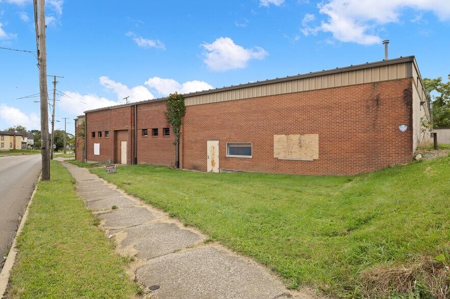 433 S Springmill St, Mansfield, OH 44903