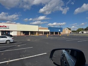 330-380 Pass Rd, Gulfport, MS for sale Interior Photo- Image 1 of 1