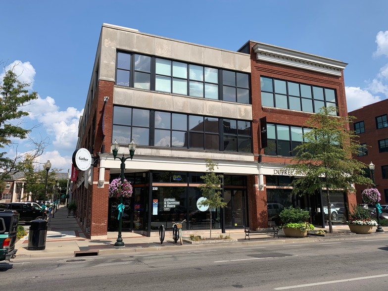 108 Esplanade, Lexington, KY for lease - Building Photo - Image 2 of 13