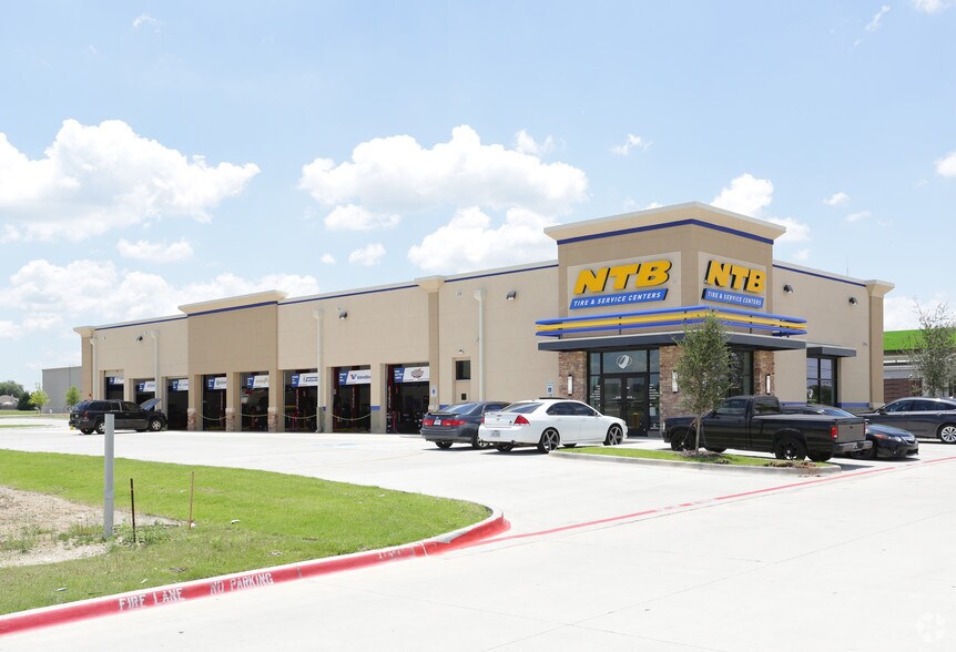 848 E Belt Line Rd, Cedar Hill, TX for sale - Primary Photo - Image 1 of 1