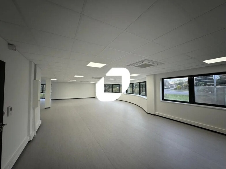 1 Rue Du Parc, Oberhausbergen for lease - Interior Photo - Image 3 of 10