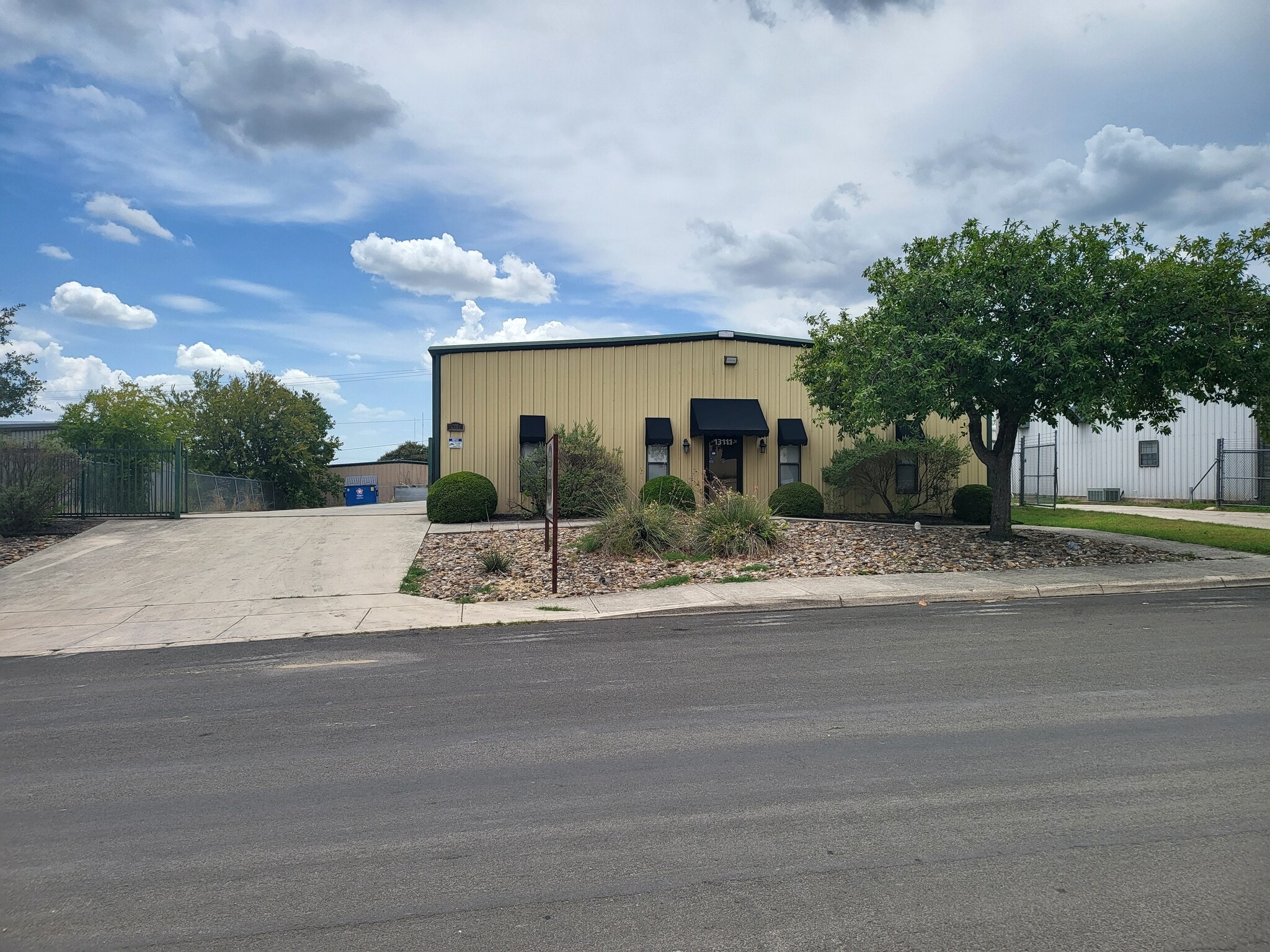 13111 Lookout Run, San Antonio, TX for lease Building Photo- Image 1 of 5