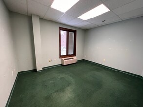 75 Main St, Millburn, NJ for lease Interior Photo- Image 2 of 4