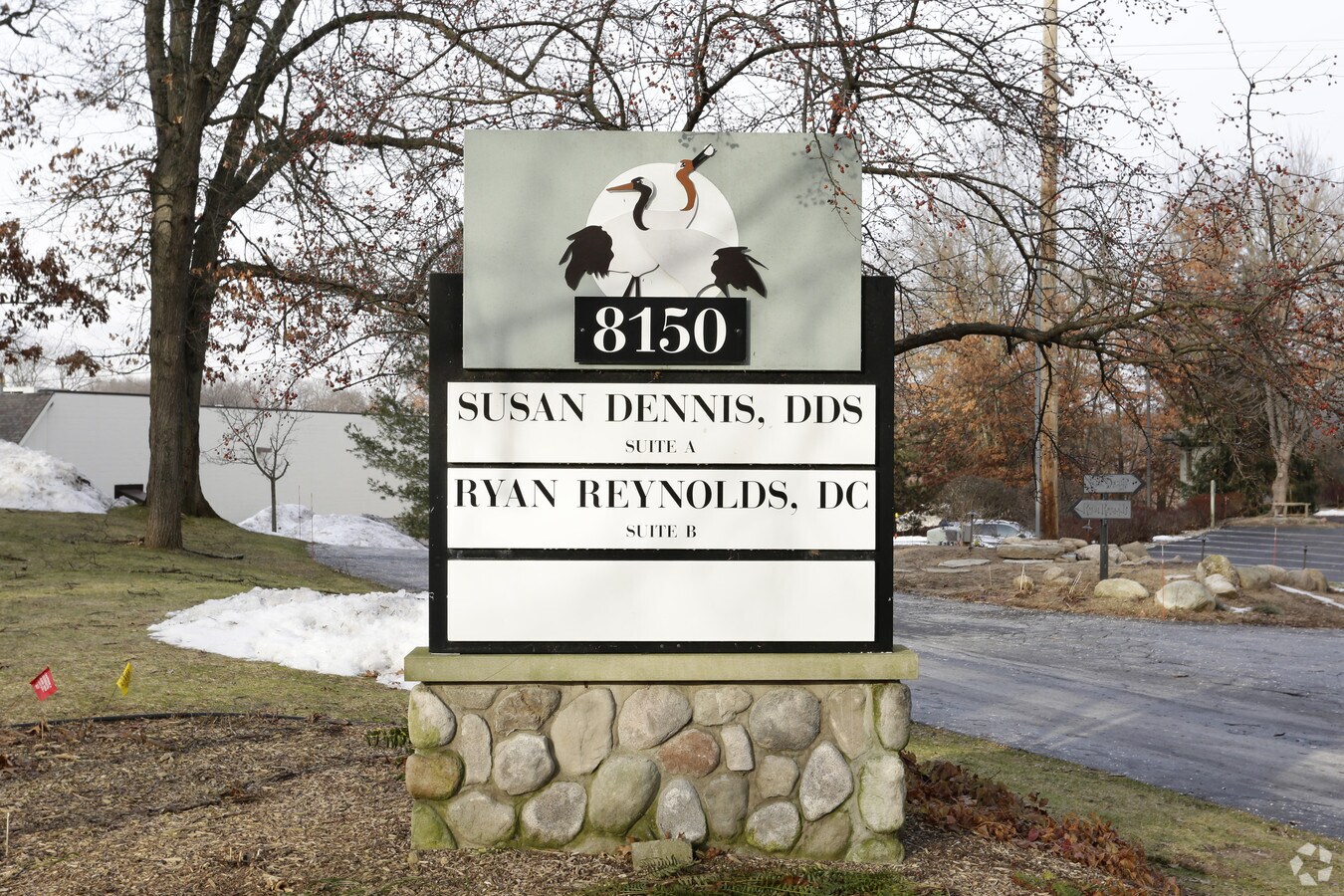 8150 Moorsbridge Rd, Portage, MI 49024