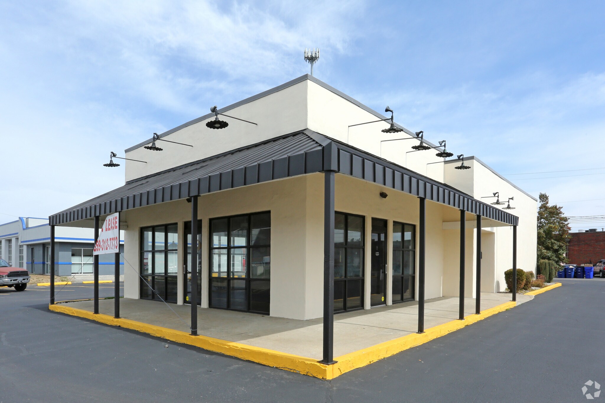 771 E New Circle Rd, Lexington, KY for sale Building Photo- Image 1 of 1