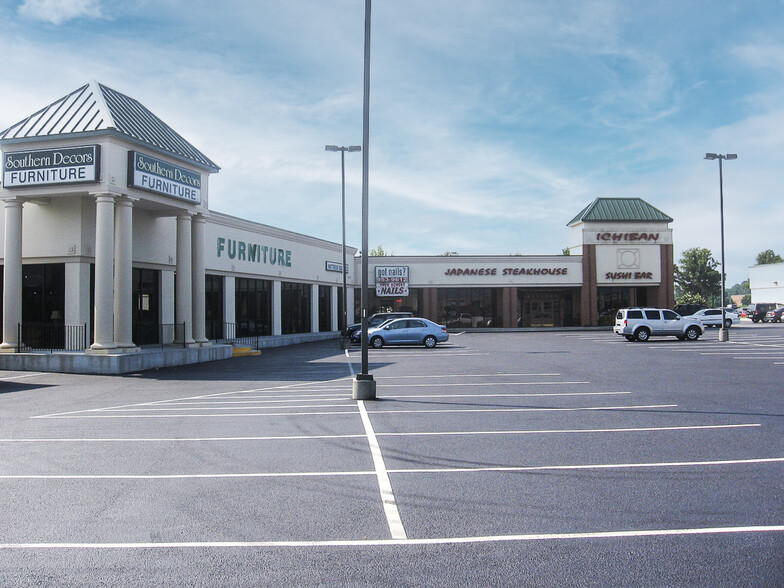 3035 Watson Blvd, Warner Robins, GA for lease - Building Photo - Image 1 of 2