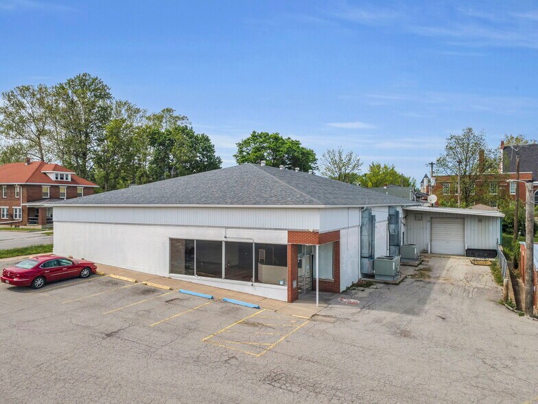 101 N Main St, Carrollton, MO for sale - Primary Photo - Image 1 of 1